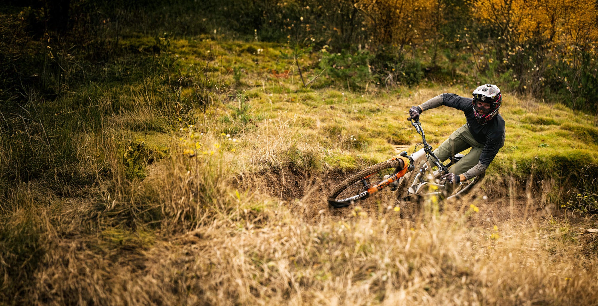 META POWER SX 400 Suspension Hero